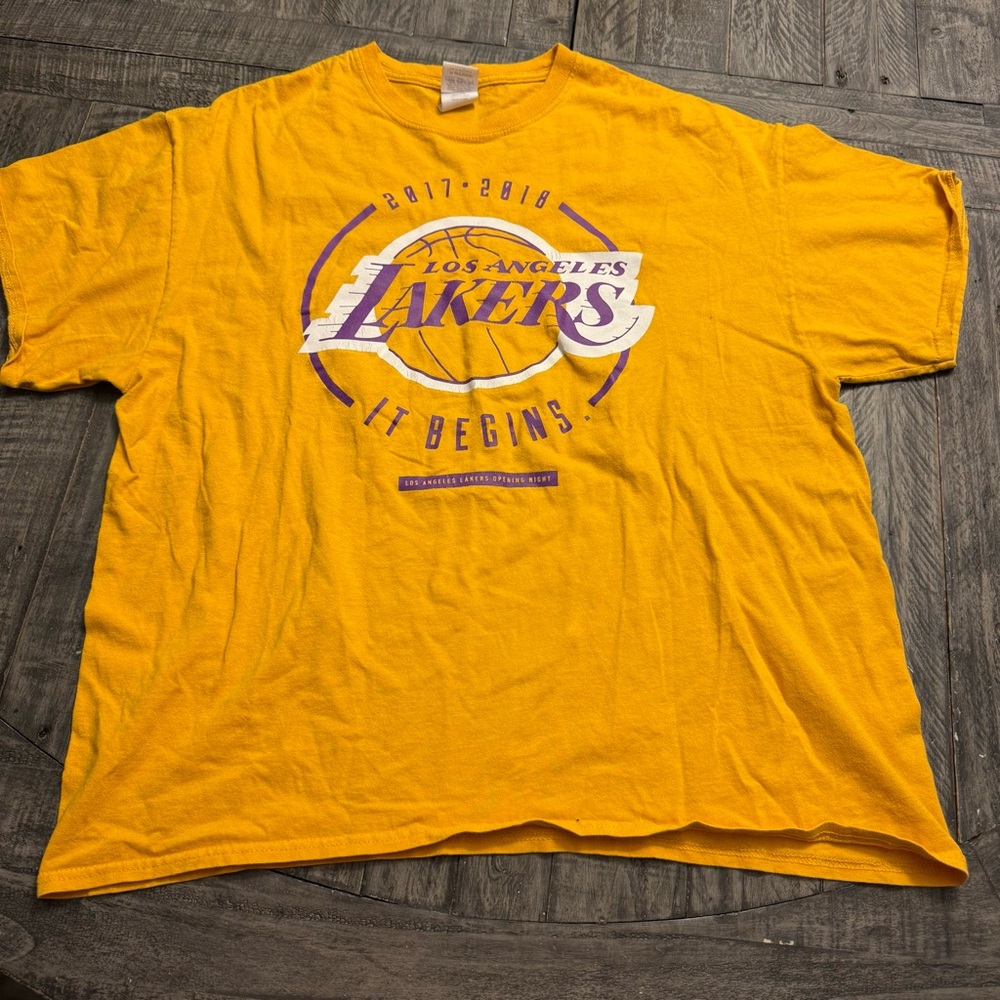 Los Angeles Lakers T-Shirt XL Opening Night‎ 2017 Basketball Gold Purple, NBA